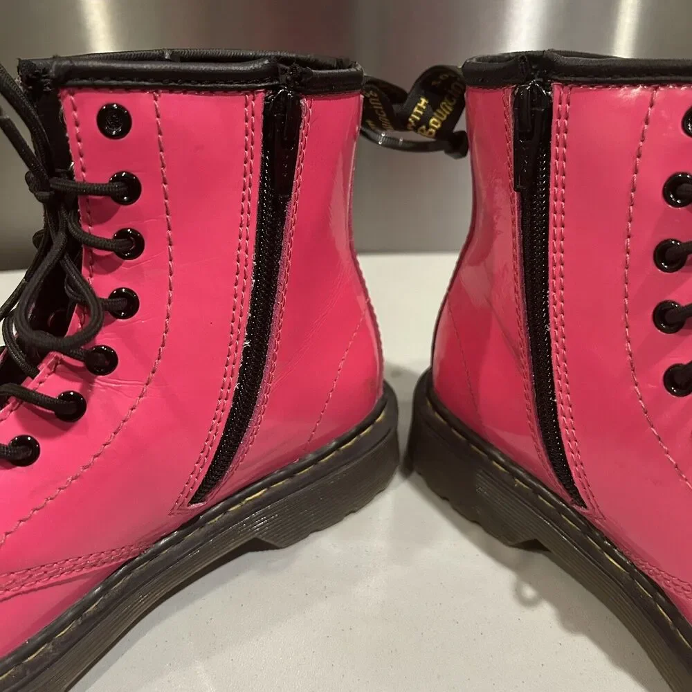 Dr Doc Martens Delaney Youth Size 3 Boots Hot Pink Lace Up Side Zip‎ Patent